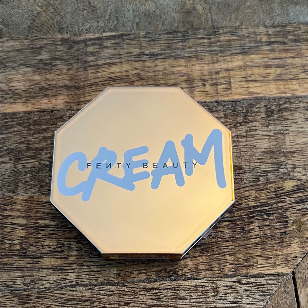 Fenty Beauty Cream Bronzer in Butta Biscuit